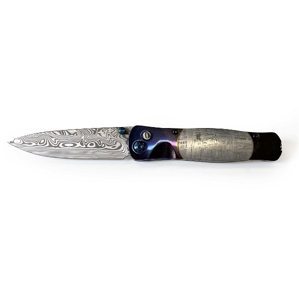 Closeup photo of Munionalusta Meteorite Handle Knife With Damascus Steel Blade And Purple Blue & Blue Accents -Small