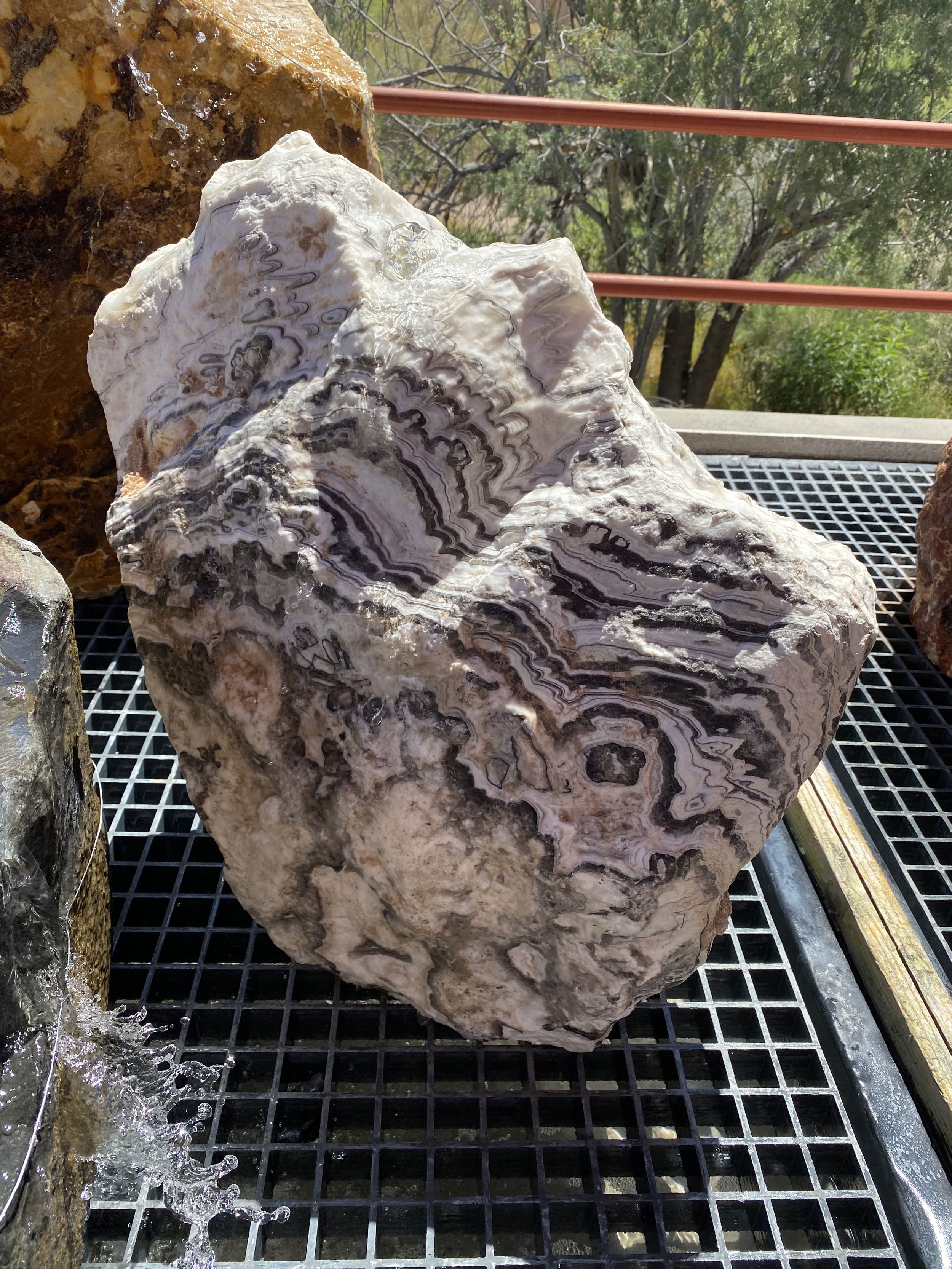 fountain yellow Zebra Onyx Fountain Yellow Zebra Onyx Boulder with Red ***NO Basin
