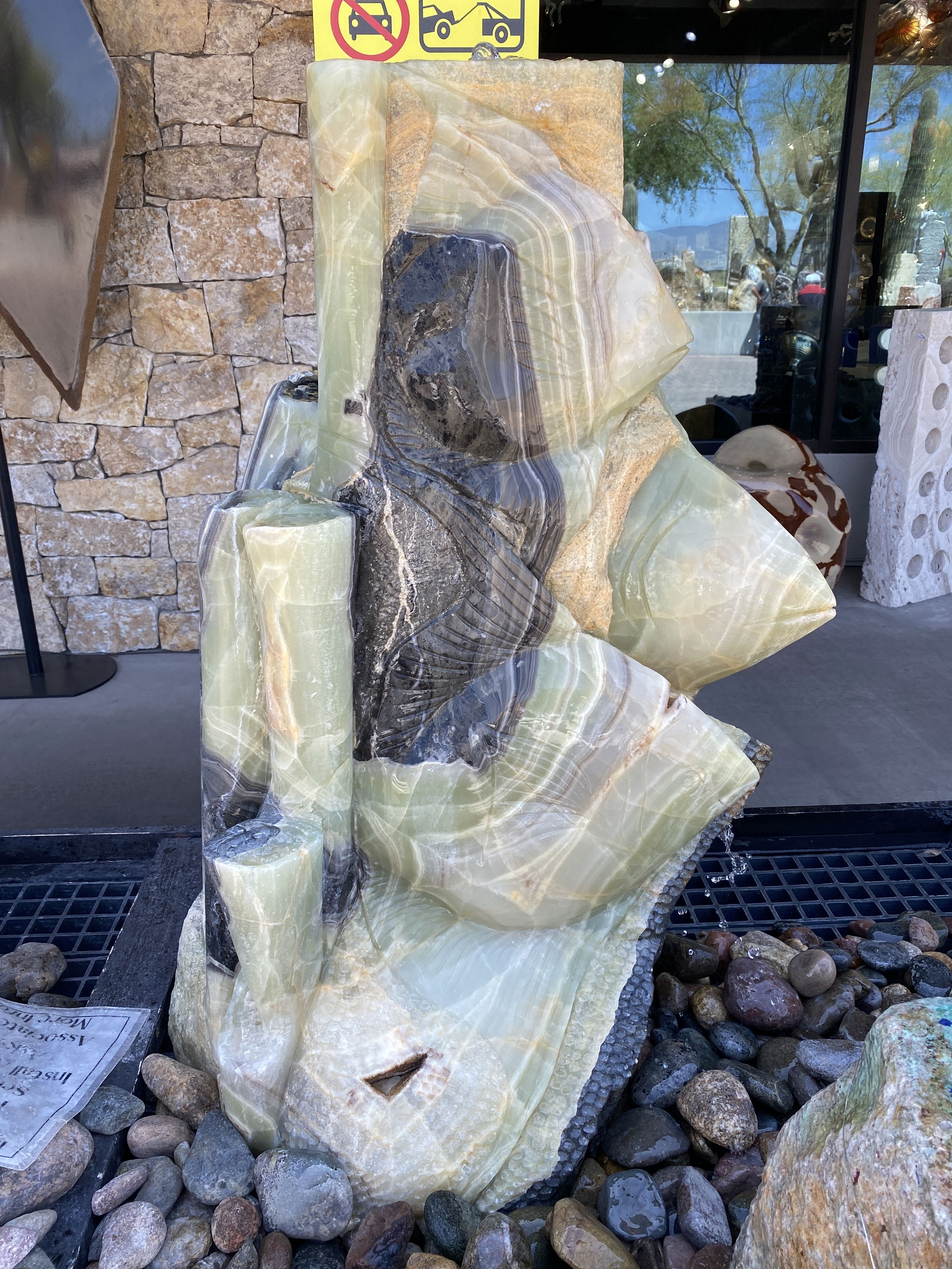 Green Talan Onyx Fish Carving Fountain