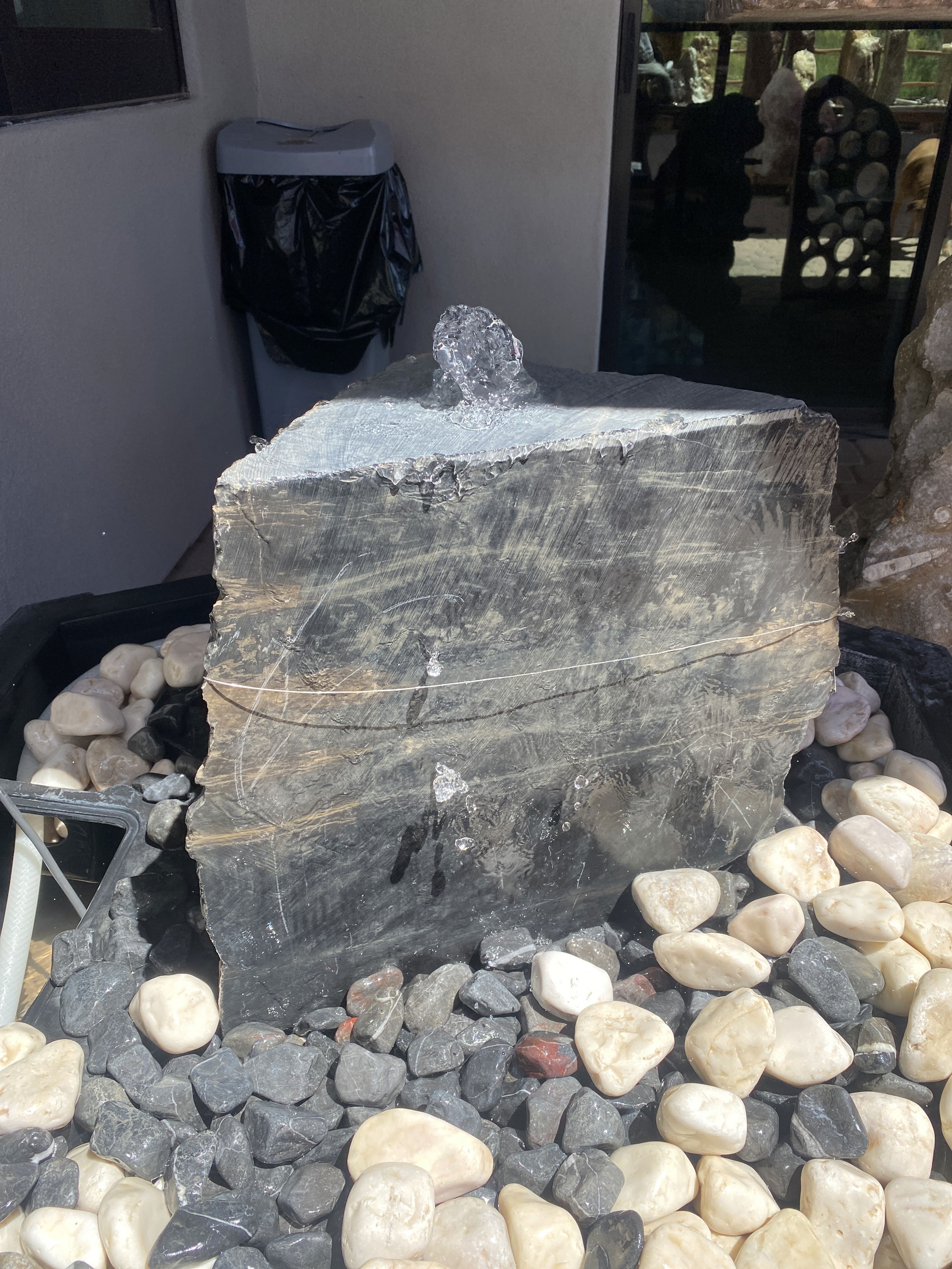 Black Onyx Boulder Fountain With 1 Side & Top Cut