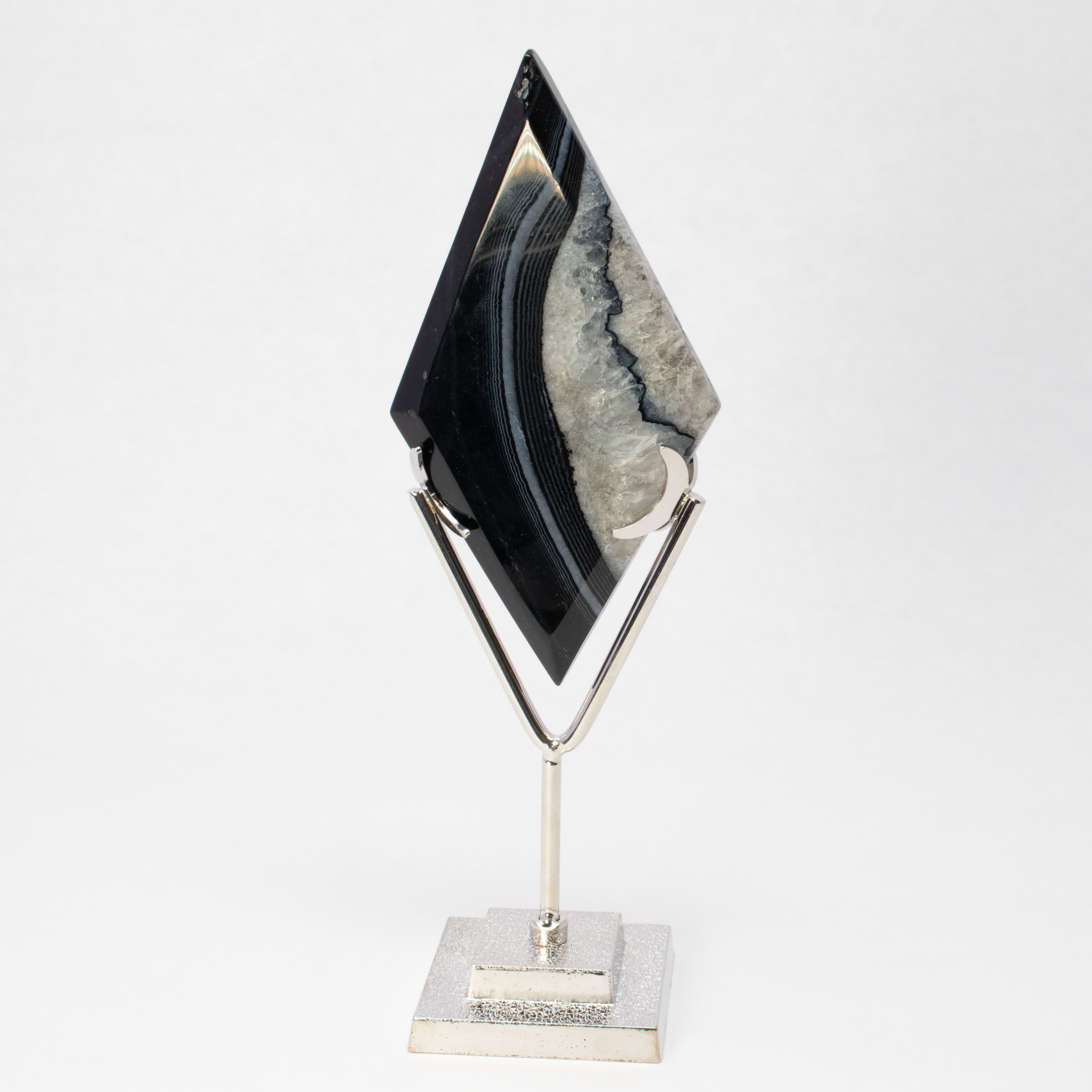 Sard Onyx Diamond Shape on Metal Stand