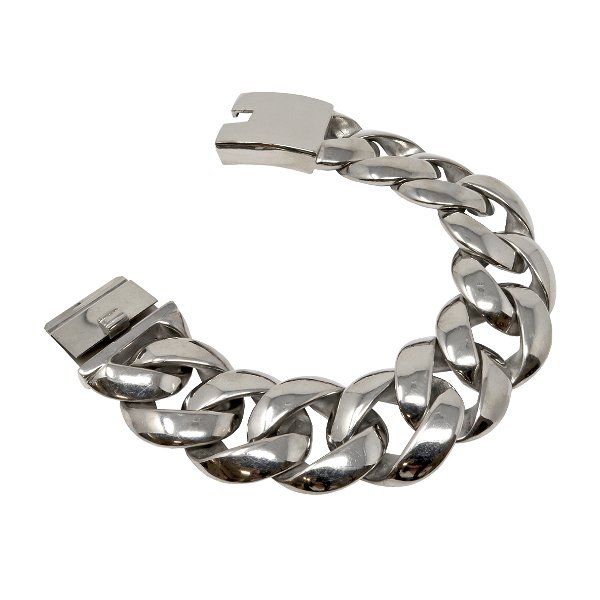 Closeup photo of Stainless Steel Bracelet-large Chain