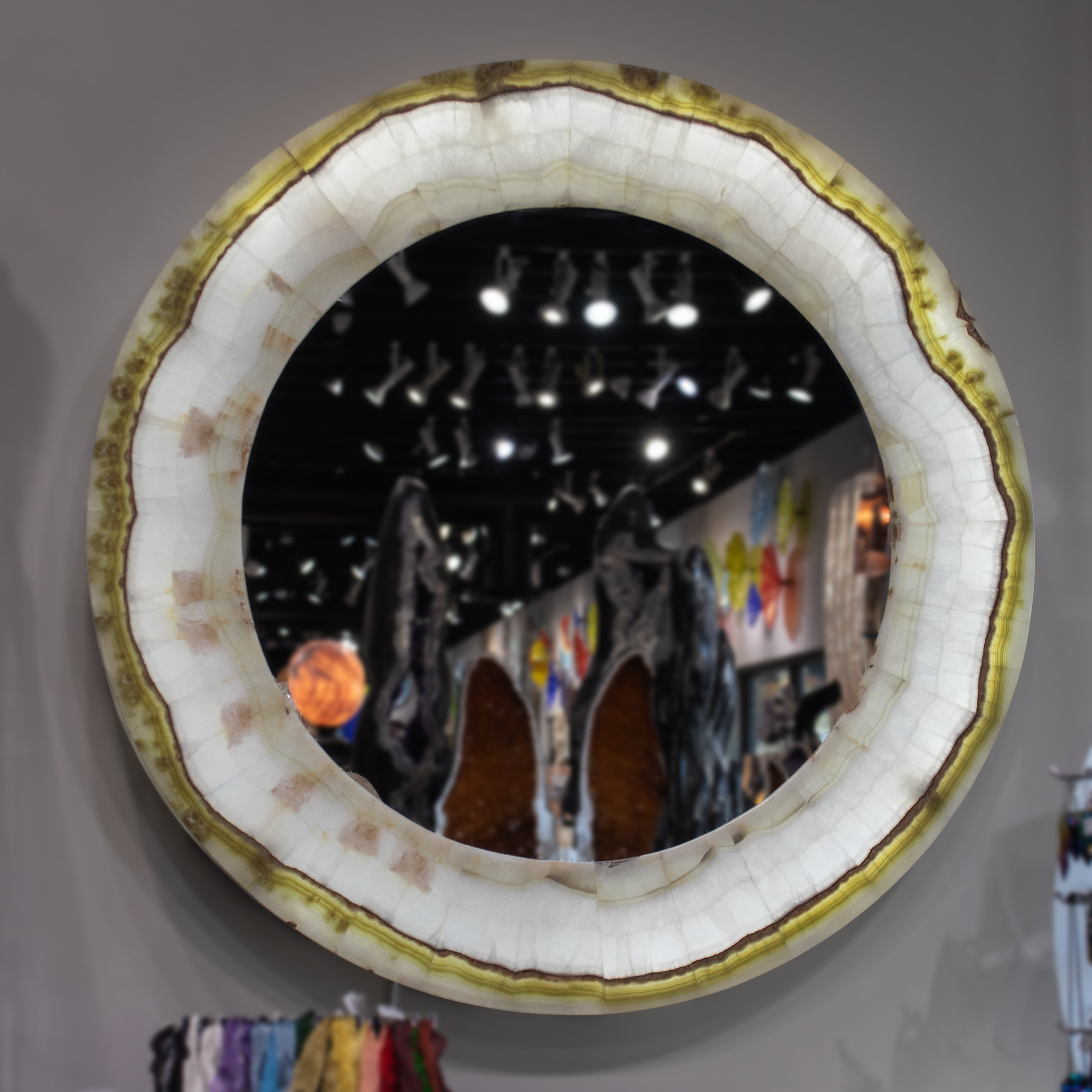 Olivine Onyx Round Mirror