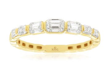 14KYG 7 EMERALD CUT DIAMONDS 0.85CT GRADUATED BAND 14KYG 7 EMERALD CUT DIAMONDS 0.85CT GRADUATED BAND