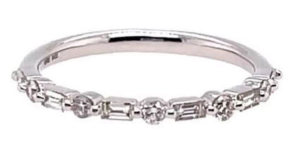 14KWG 5 BR & 6 BAG DIA 0.34CT SHARED PRONG BAND 14KWG 5 BR & 6 BAG DIA 0.34CT SHARED PRONG BAND