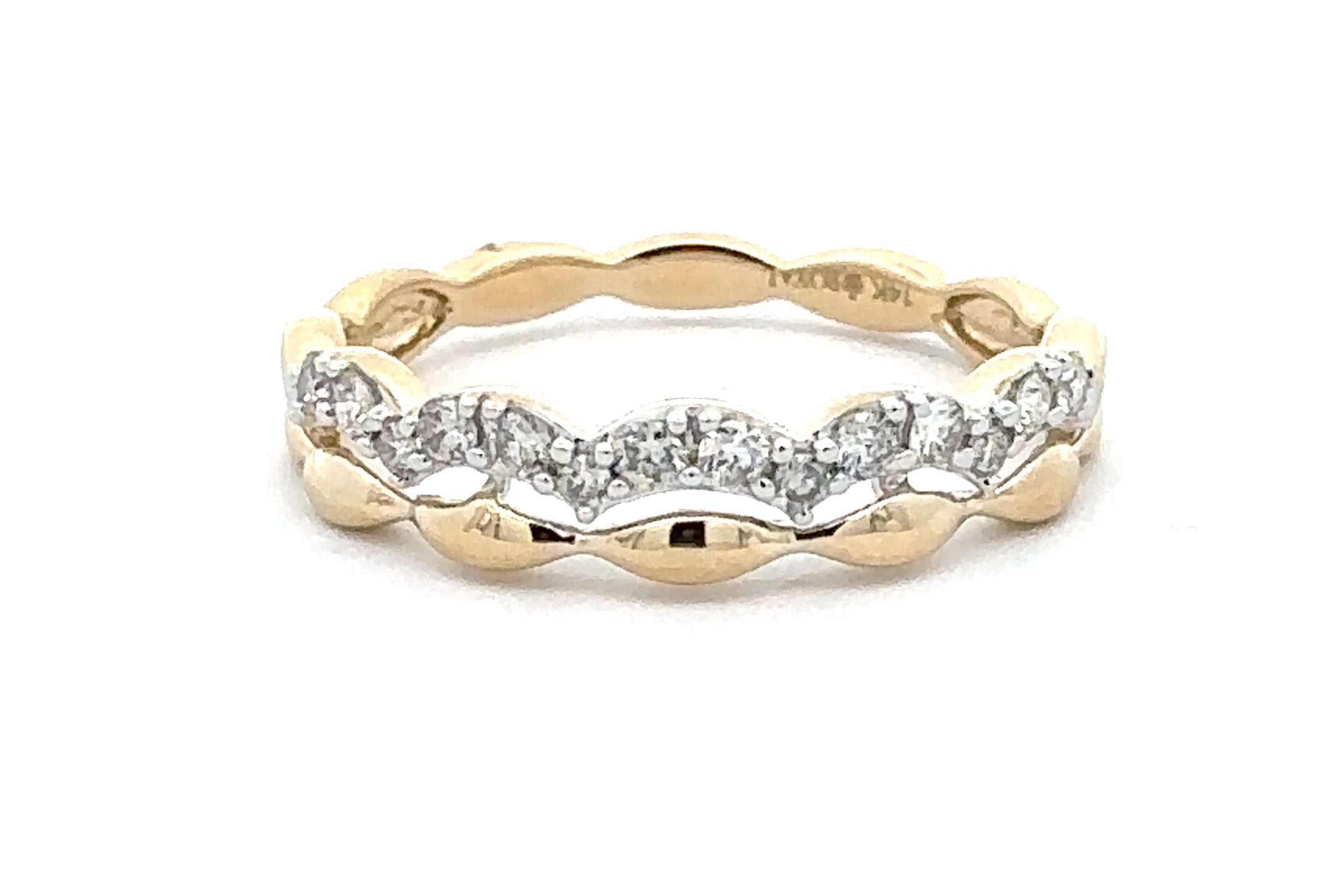 14KYG/WG 14 BR DIAMONDS 0.28CT 2-ROW SCALLOPED STACKABLE BAND