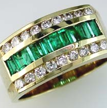 14K YG 10 EMD'S 1.50CT & 18 RD DIA'S 0.90CT FASHION RING