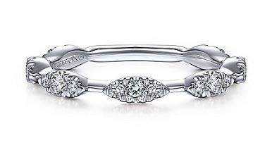 14KWG 21 BR DIAMONDS 0.36CT SCALLOP STATION STACKABLE BAND 14KWG 21 BR DIAMONDS 0.36CT SCALLOP STATION STACKABLE BAND