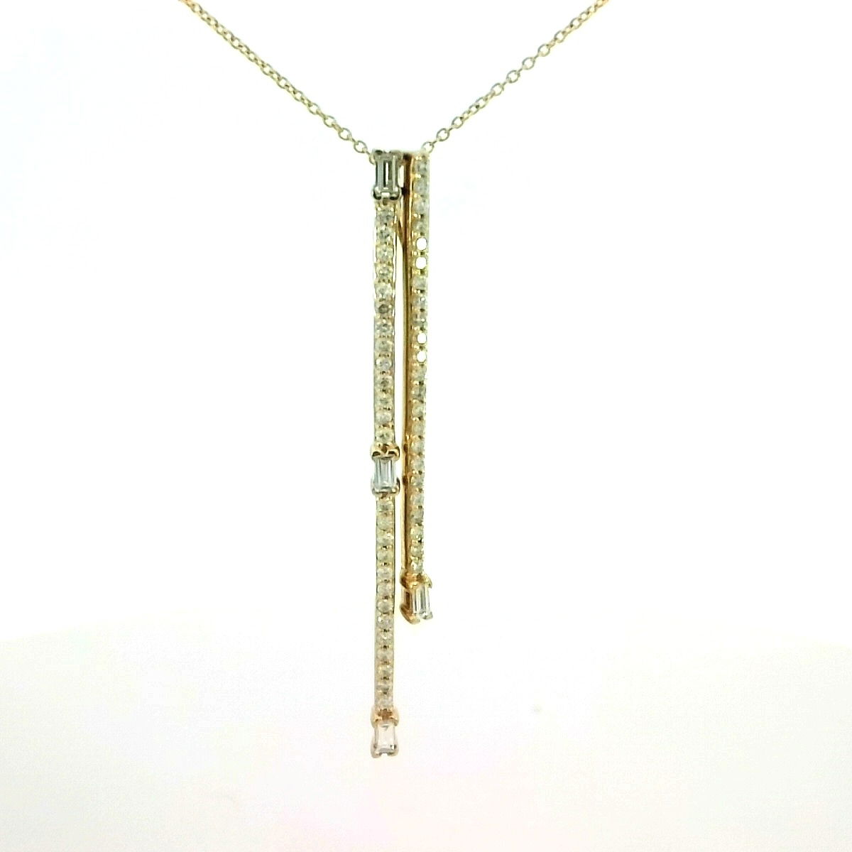 14K YELLOW GOLD TWO BAR PENDANT W/ 49 ROUND DIAMONDS & 4 BAGGUETTES 0.66TCW ON 22" CABLE CHAIN