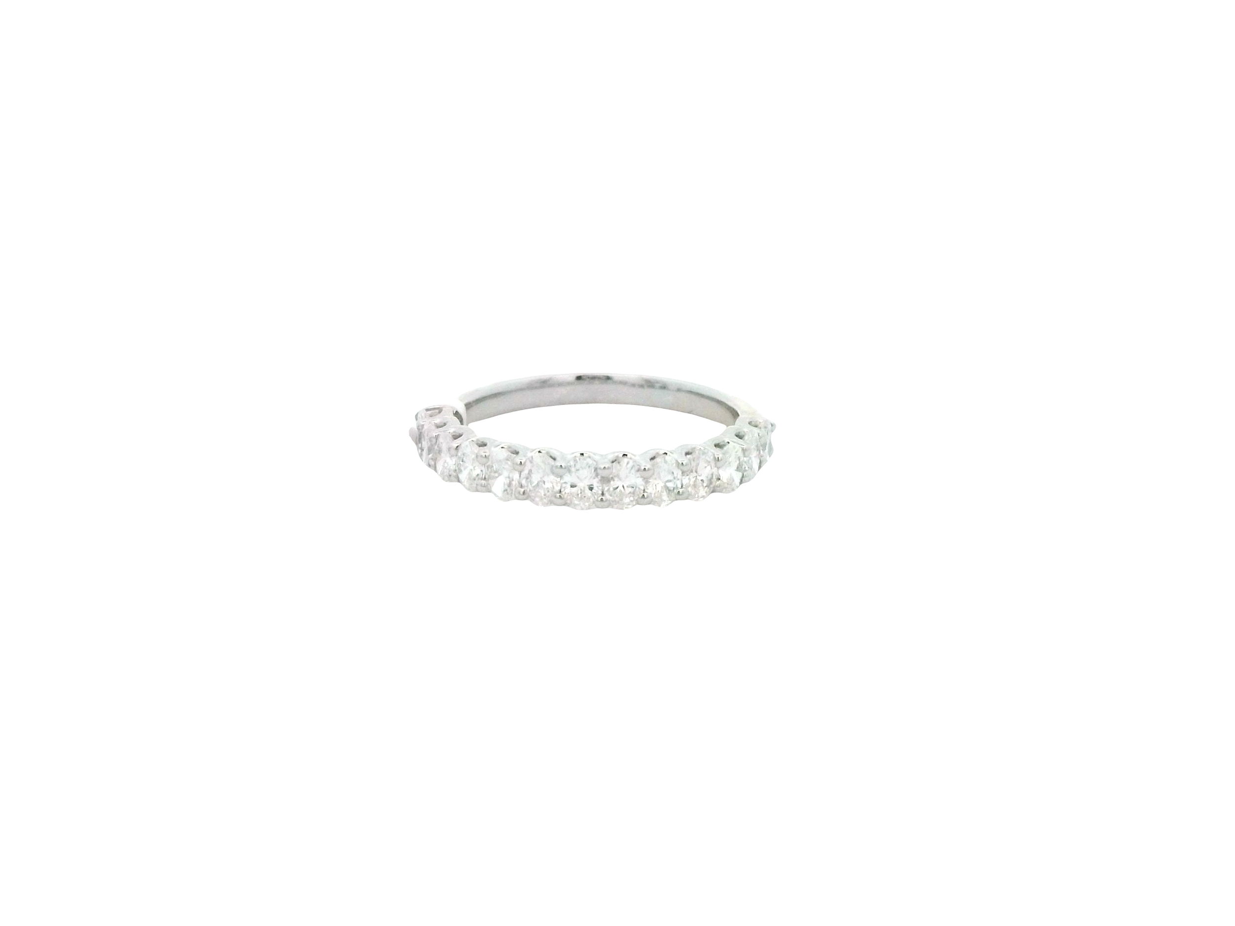 14KWG 13 OVL DIA'S 1.00CTW VERTICALLY SET SHARED PRONG WEDDING BAND