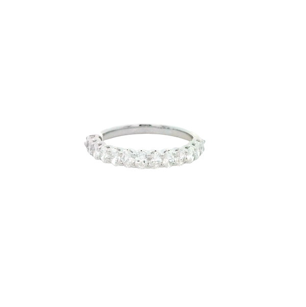 14KWG 13 OVL DIA'S 1.00CTW VERTICALLY SET SHARED PRONG WEDDING BAND