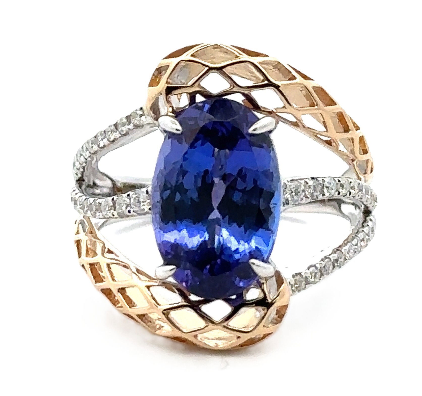 18KWG/YG 5.82CT OVAL TANZANITE & 38 ROUND DIAMONDS 0.28CT FASHION RING
