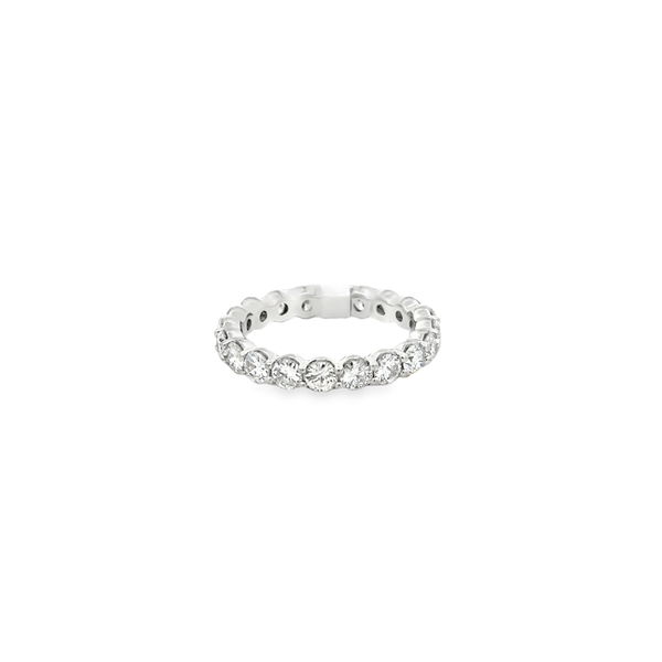 Closeup photo of 14KWG 20 ROUND DIAMONDS 2.10CT PRONG SET ETERNITY BAND -- SIZE 6.5