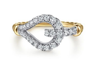 14KYG/WG 24 ROUND DIAMONDS BUJUKAN "HORSESHOE LINK" FASHION RING