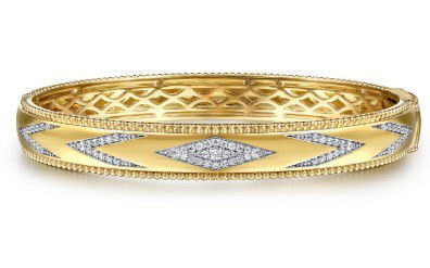 14K Yellow Gold 67 round diamonds 0.33ct Bujukan Diamond Chevron Pattern Bangle Bracelet