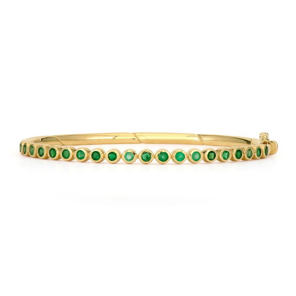Closeup photo of Classic Bezel Set Ombre Sapphire Bangle