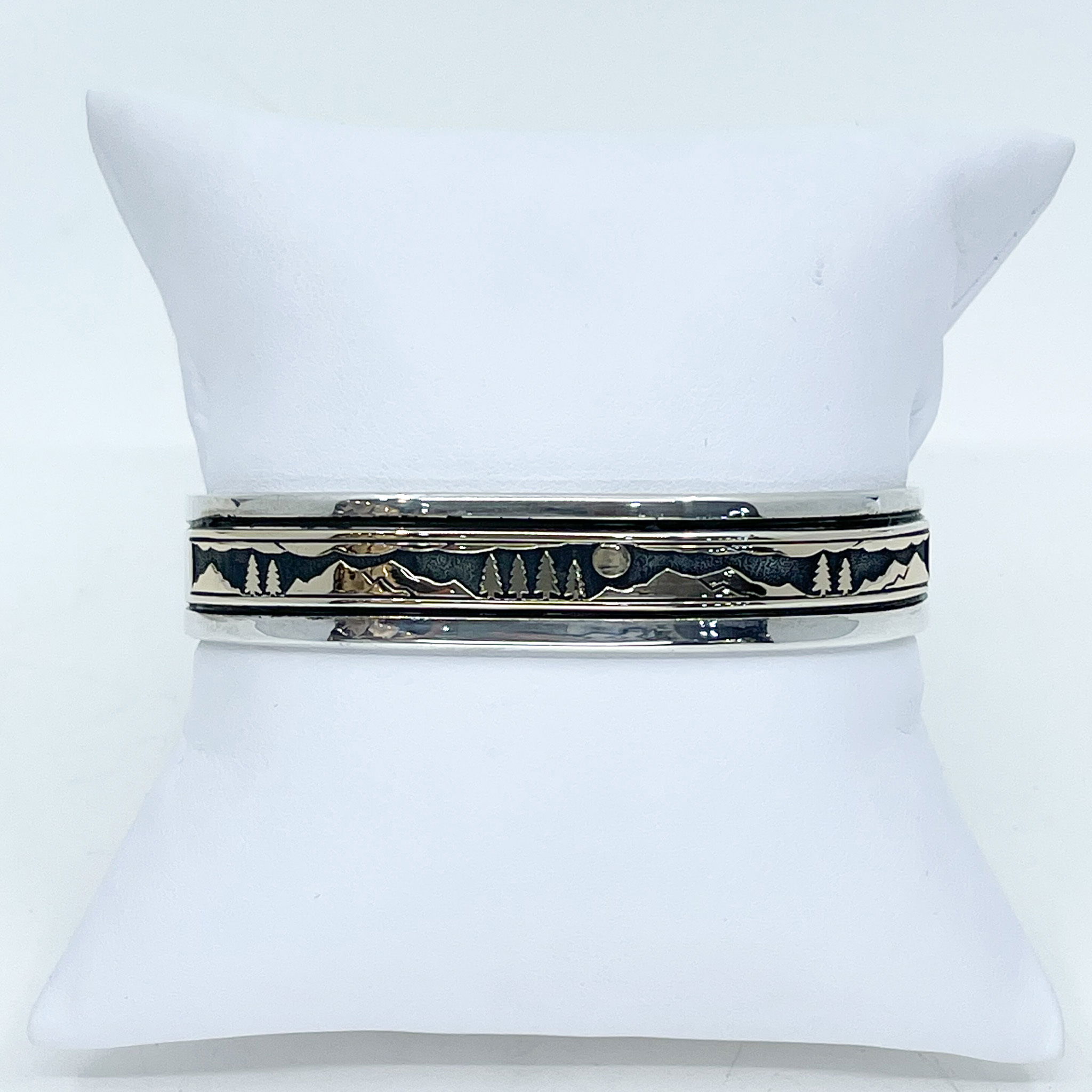 14ky SS MM Rogers Mountain Cuff Bracelet