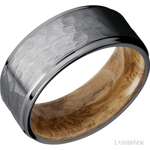 Closeup photo of 9 mm wide Flat Grooved Edges Tantalum band featuring a Whiskey Barrel sleeve
