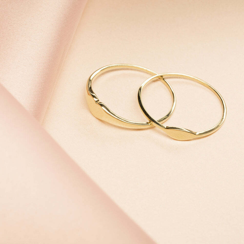 NINA | Skinny Oval Signet Band