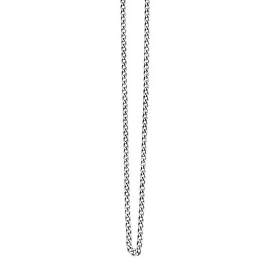 Closeup photo of Fine Curb Chain