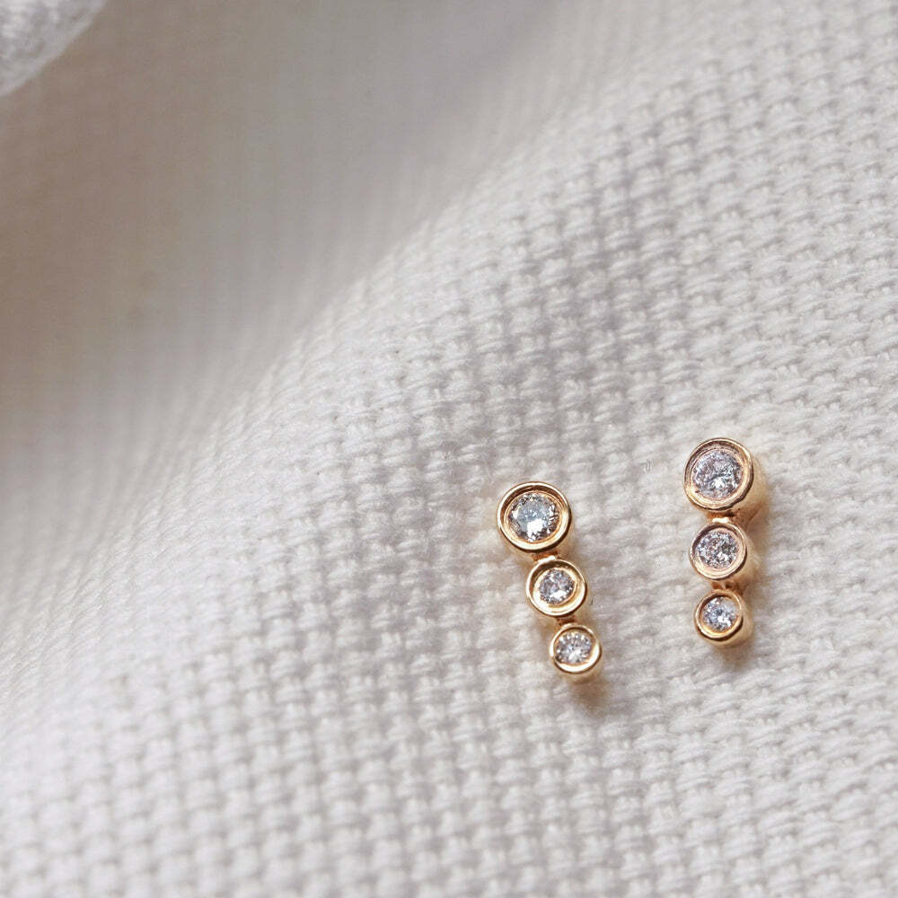 BEY | Graduated Bezel Diamond Studs