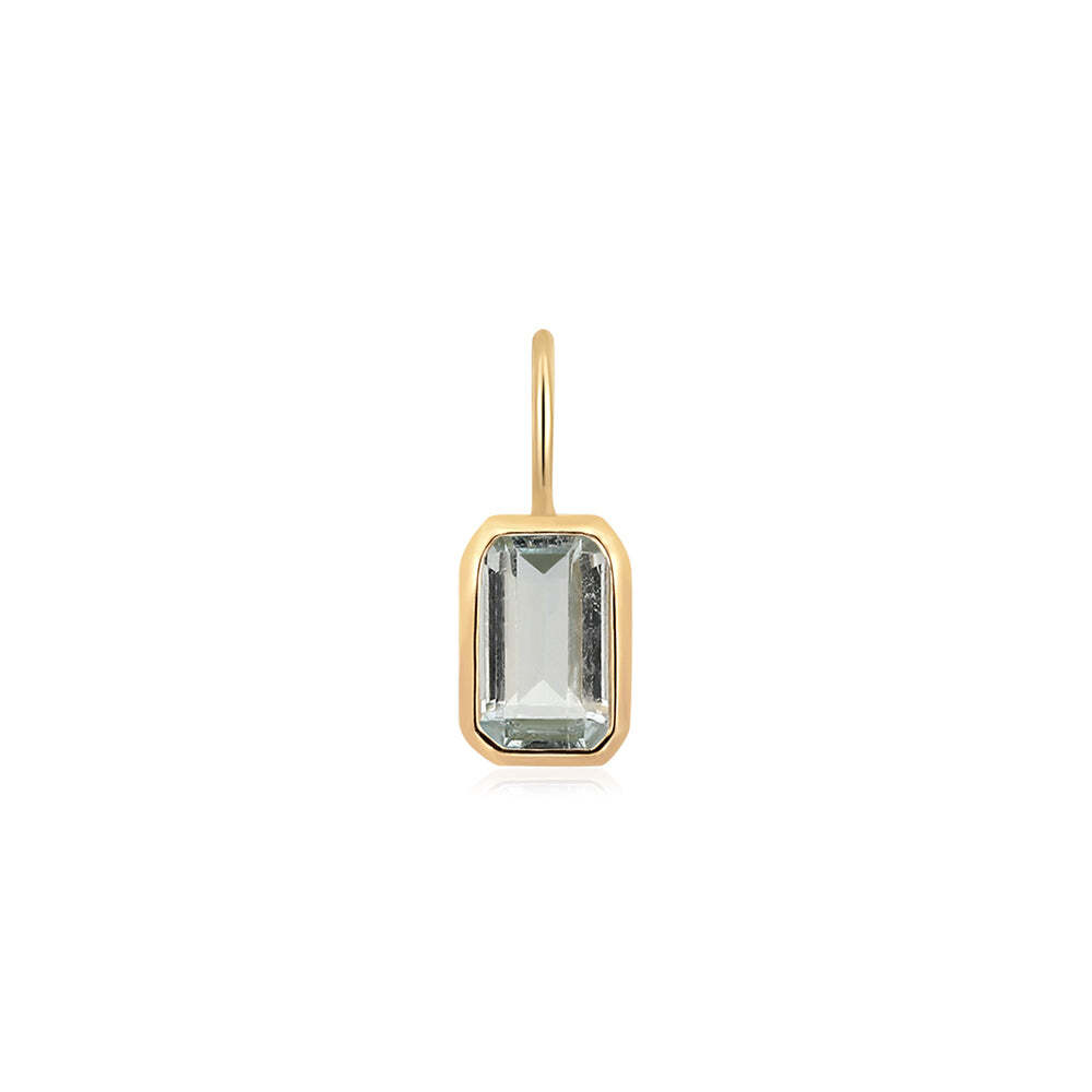 Classic and elegant, this blue topaz charm will effortlessly dangle from your favorite neck chain or bracelet.Product Details:Material: 14K Solid GoldLength: 6mmWidth: 4mmRing Diameter: 4*2.6mmBlue Topaz Size: 3*5mmTotal Carat Weight: 0.04gStone Type: Blue Topaz CERULEAN | Bezel Blue Topaz Charm