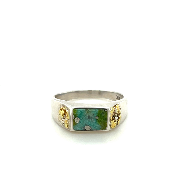 Closeup photo of Sterling Silver Turquoise and Alaskan Gold mens Ring
