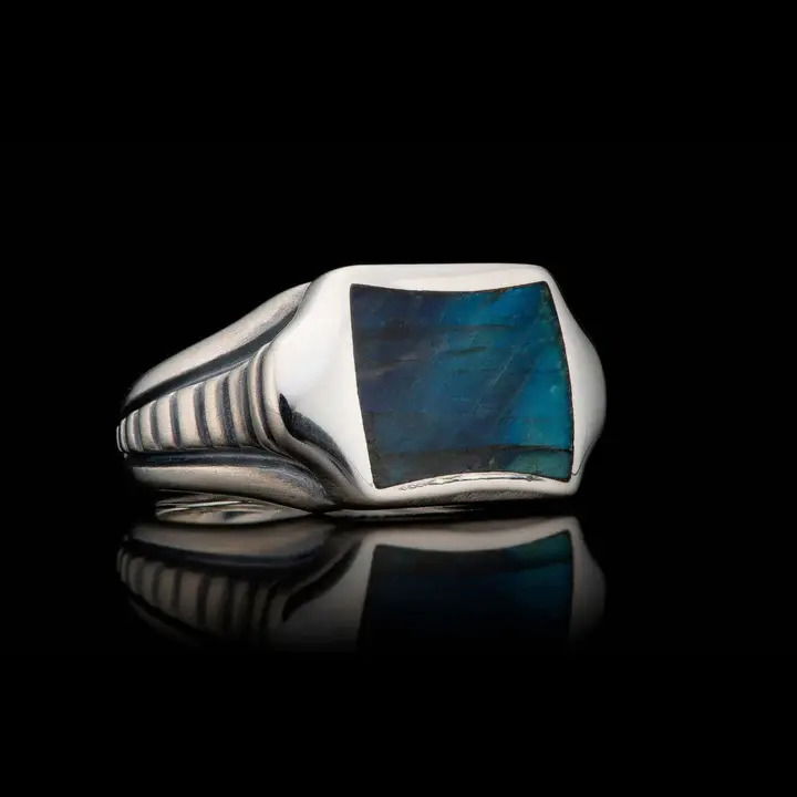 Sleek Labradorite Inlay Ring