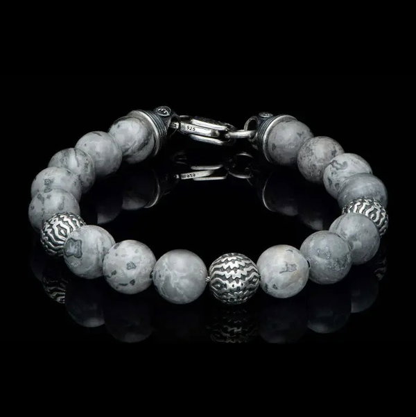 Closeup photo of Silver Agate Seaside Beaded Bracelet