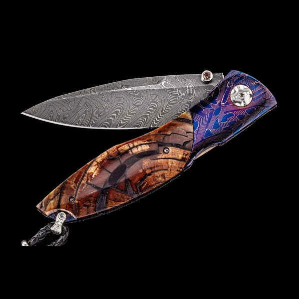 Closeup photo of Blue Dawn Pocket Knife