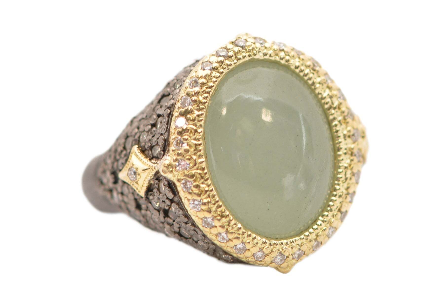 MILKY AQUAMARINE PAVE STATEMENT RING