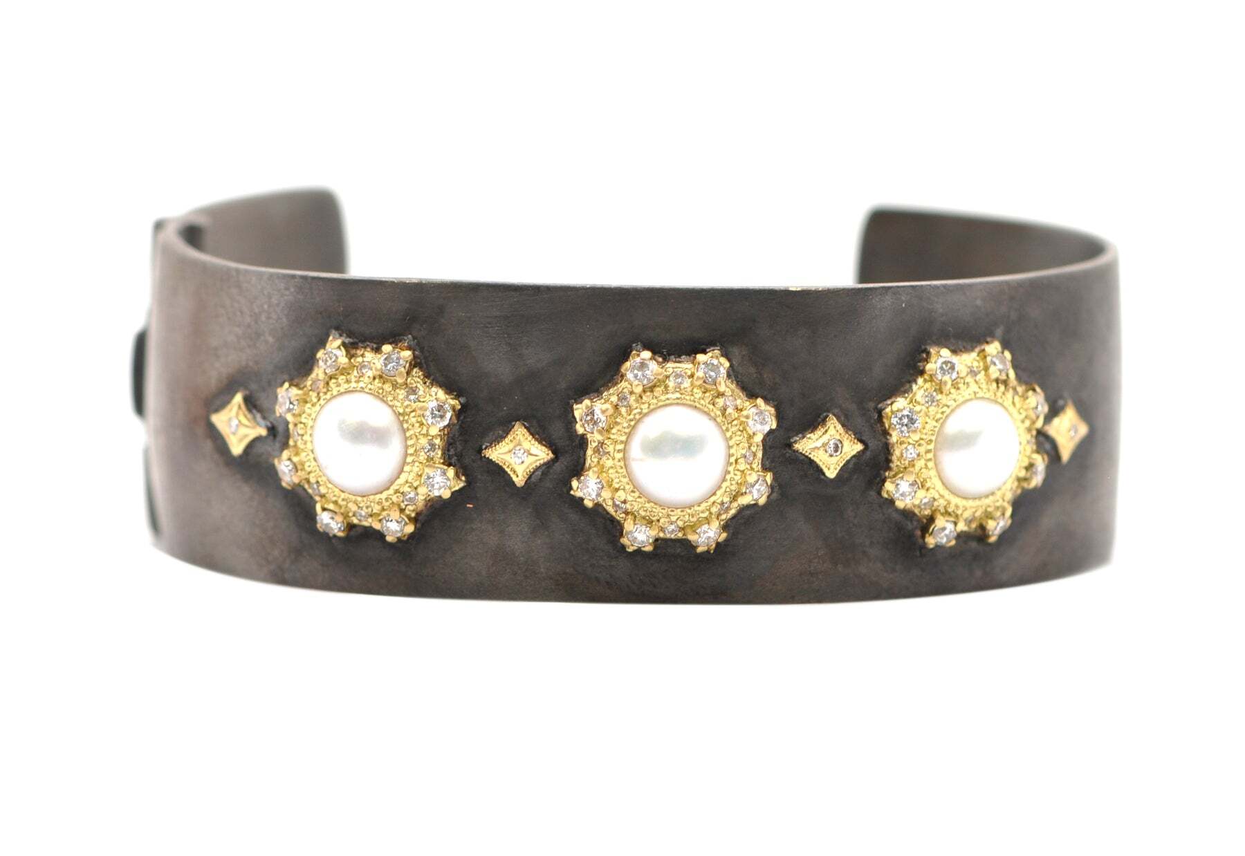 HALO PEARL STATIONS KICK CUFF BRACELET