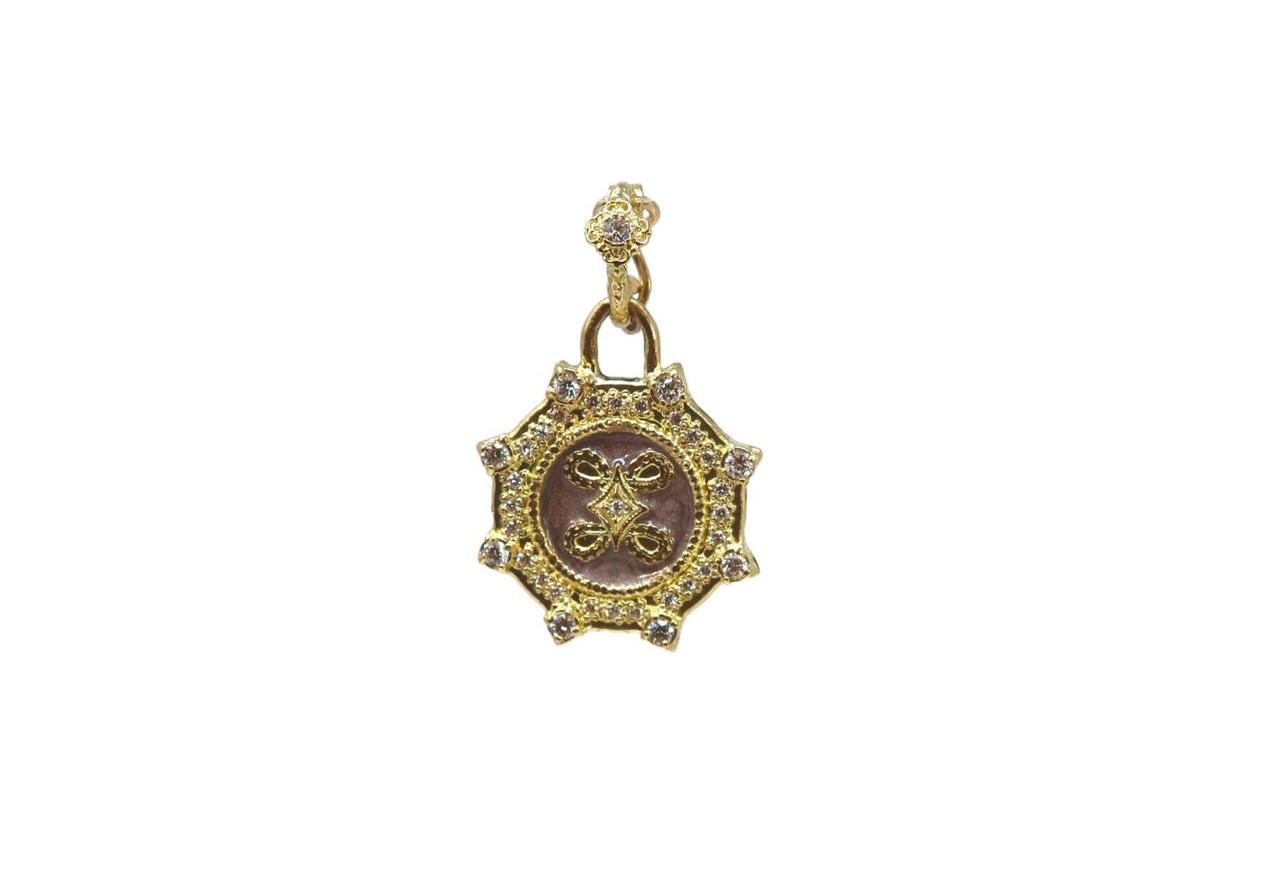 This gorgeous 18k Yellow Gold and Blackened Sterling Silver Enhancer adds extra sparkle to any look. Featuring a 20mm medallion studded with 0.30CT of dazzling white diamonds, this piece looks stunning with any outfit. Perfect for pairing with a pendant necklace or adding to a favorite bracelet, this enhancer is the perfect way to amp up your look. ENAMEL MEDALLION ENHANCER