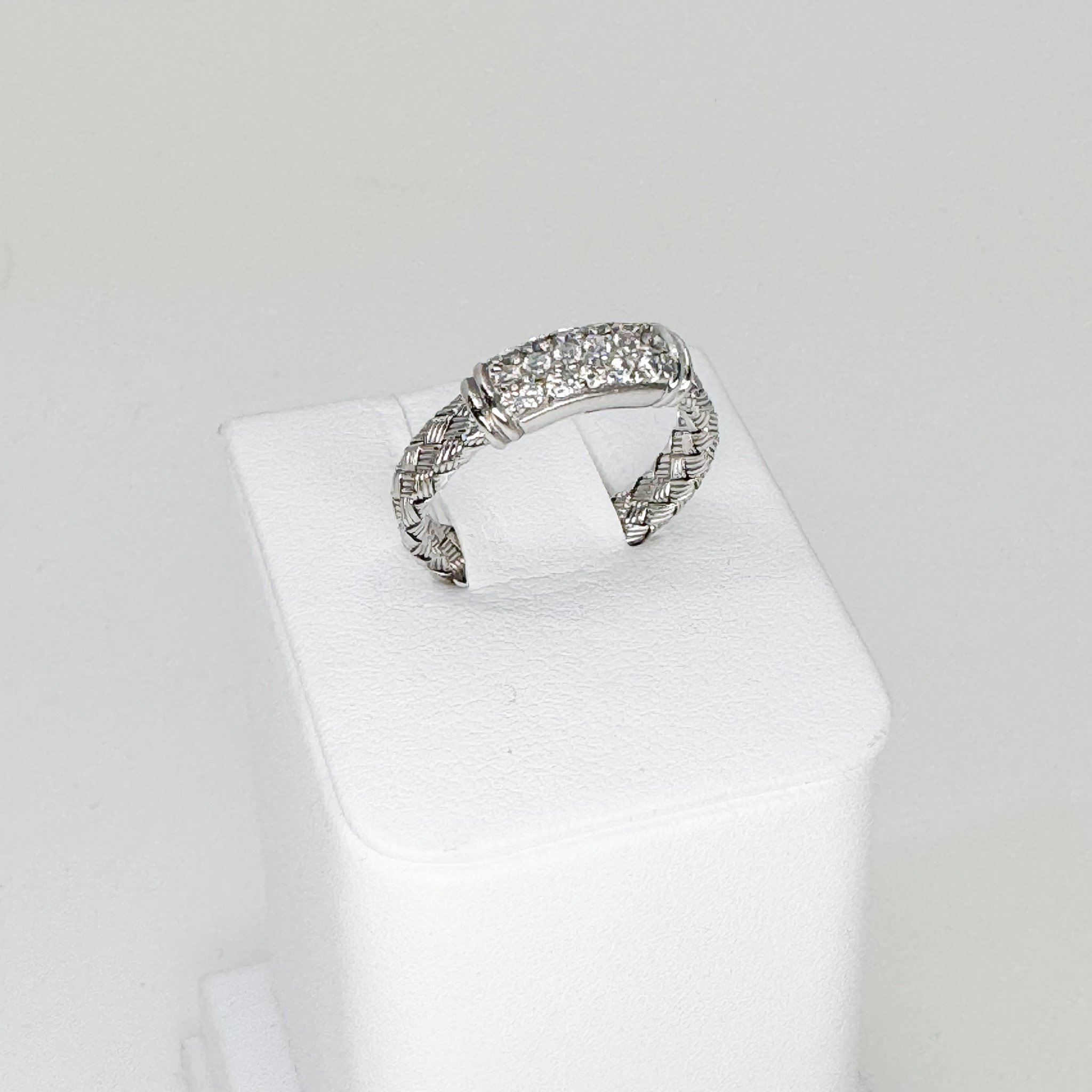Roberto Coin 18kw and Diamond Ring