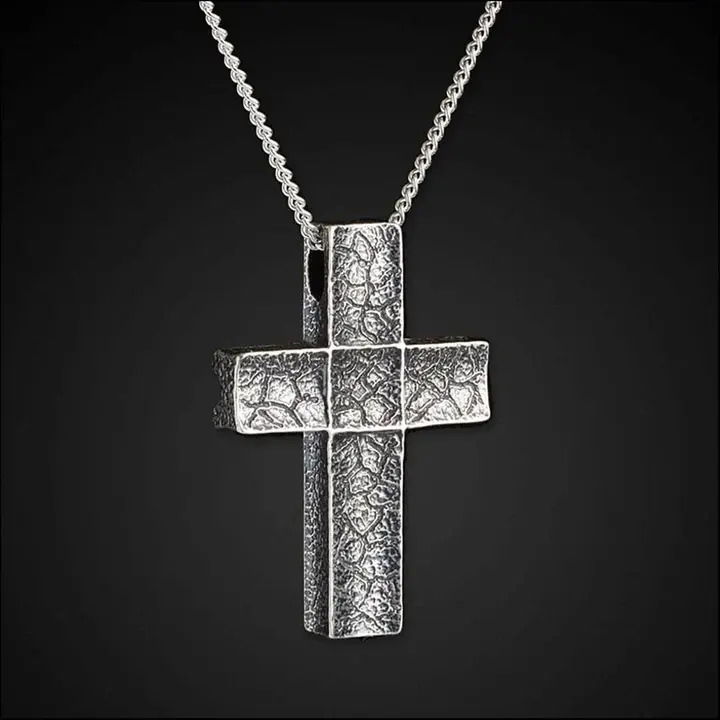 UNUM Small Sterling Silver Cross Necklace