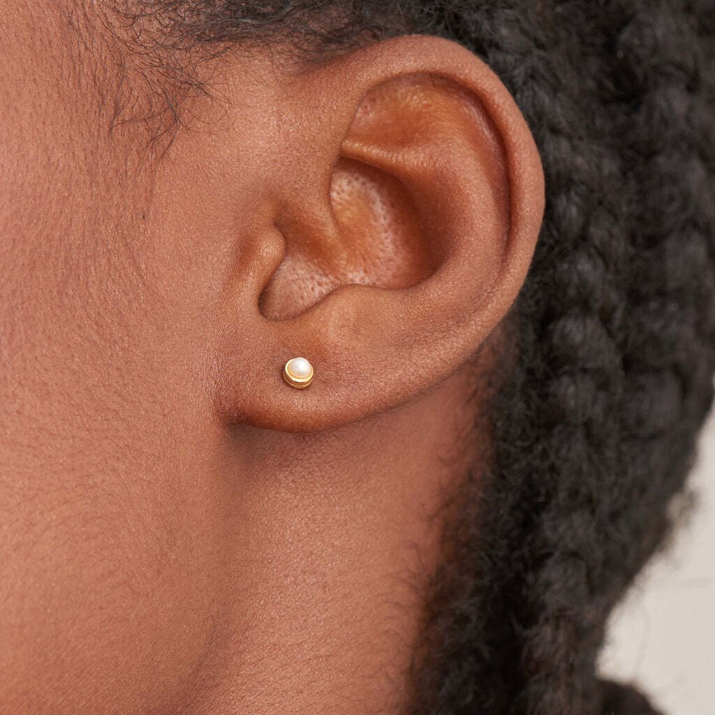 Pearl Cabochon Stud Earrings
