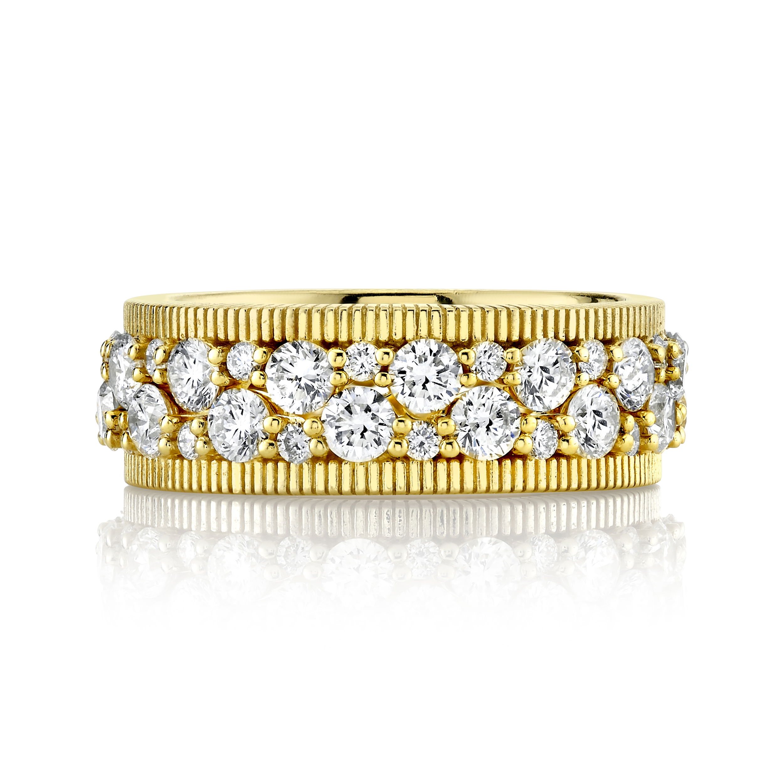 SLOANE STREET WHITE DIAMOND AND STRIE GAURD BANDS, 18K-YG