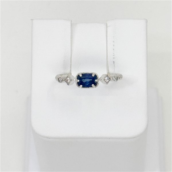 Closeup photo of Sapphire and Diamond Ring, 0.05ct diamond, 0.65ct sapphire