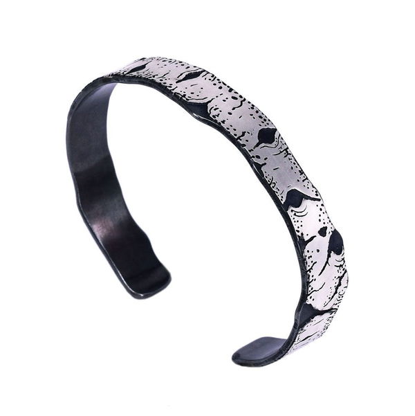 Closeup photo of Aspen Allure #1 Low tarnish silver, partially oxidized