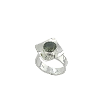 Green Amethyst Square Top Sterling Silver Ring Green Amethyst Square Top Sterling Silver Ring