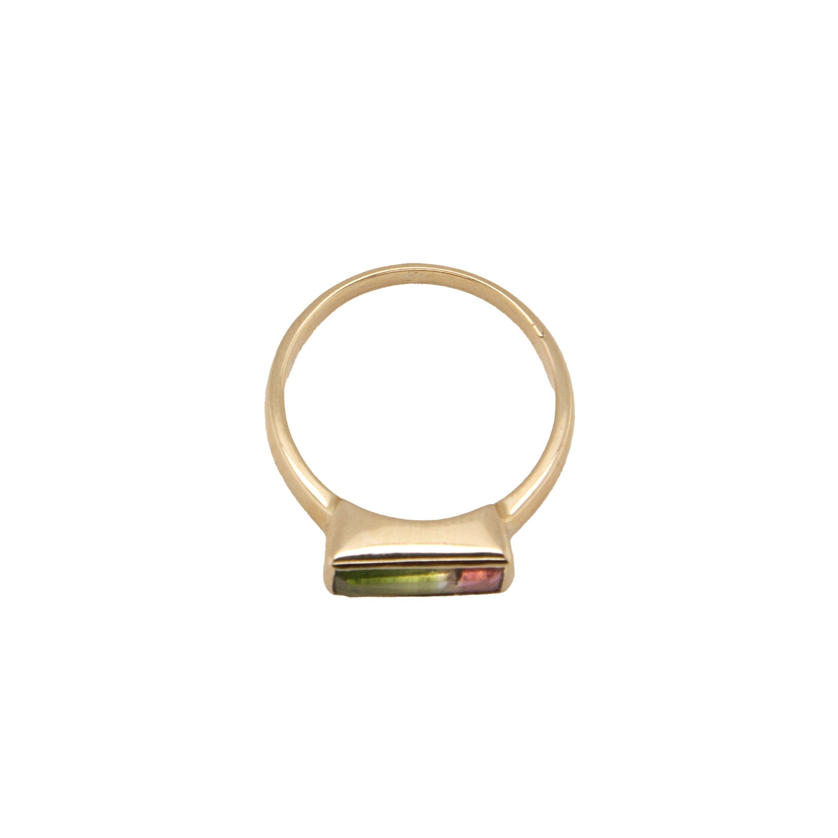 Material: 14k yellow goldStone Type: bicolor watermelon tourmaline Stone Size: 0.76ct 14k HORIZONTAL BICOLOR TOURMALINE RING
