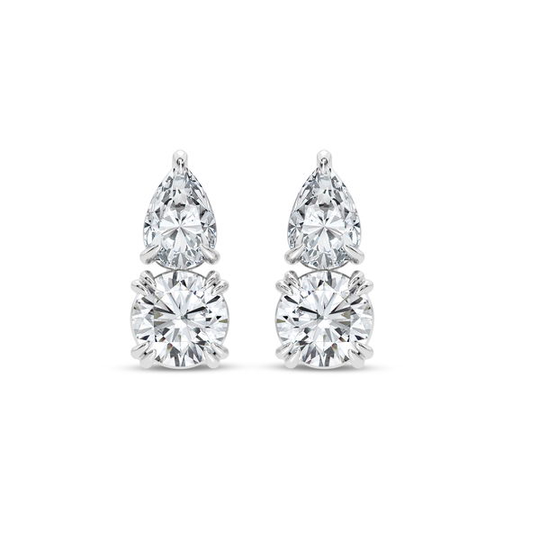 Closeup photo of 14kw .90cttw Lab Grown Diamond Earrings