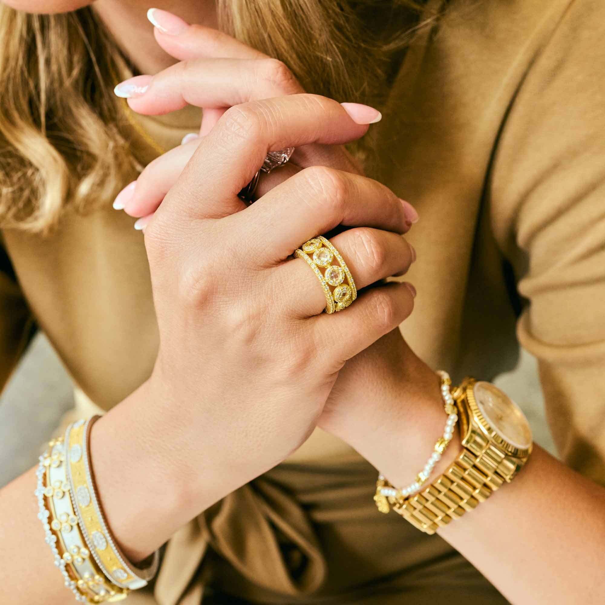 KALEIDOSCOPE CUTOUT CIGAR BAND RING