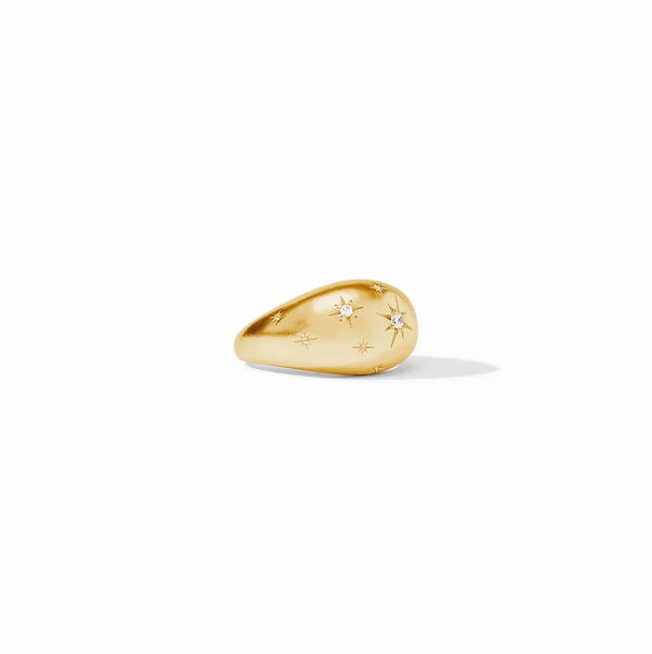 Closeup photo of Luna Ring