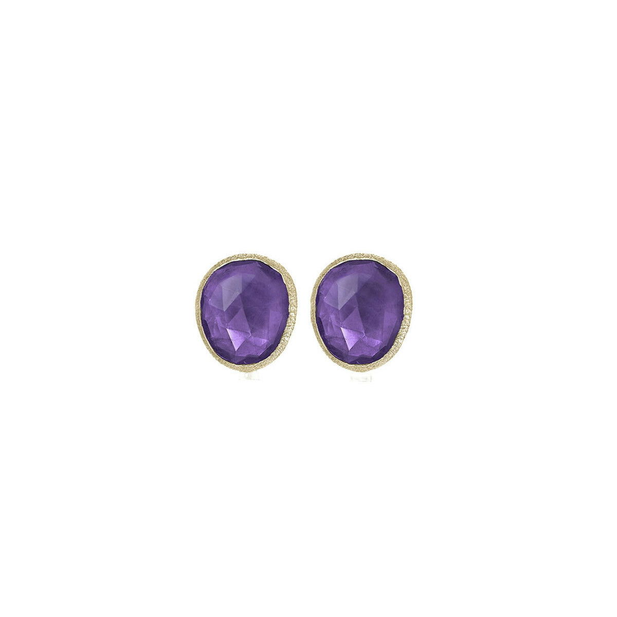 SHADE collection earings in textured Sterling Silver 925 with amethyst. 18 kt Gold vermeilSterling Silver 92518 kt Gold VermeilGemstone: amethystPost back earringsLenght 13 mm SHADE Earrings in Silver. 18k Gold Vermeil