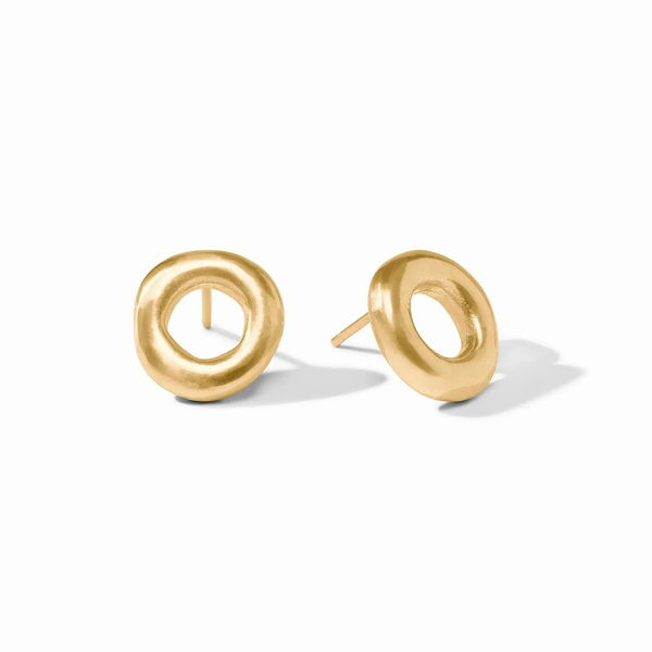 Closeup photo of Wave Circle Stud