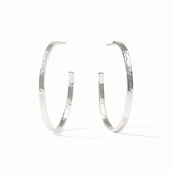 Closeup photo of CRESCENT HOOP SILVER