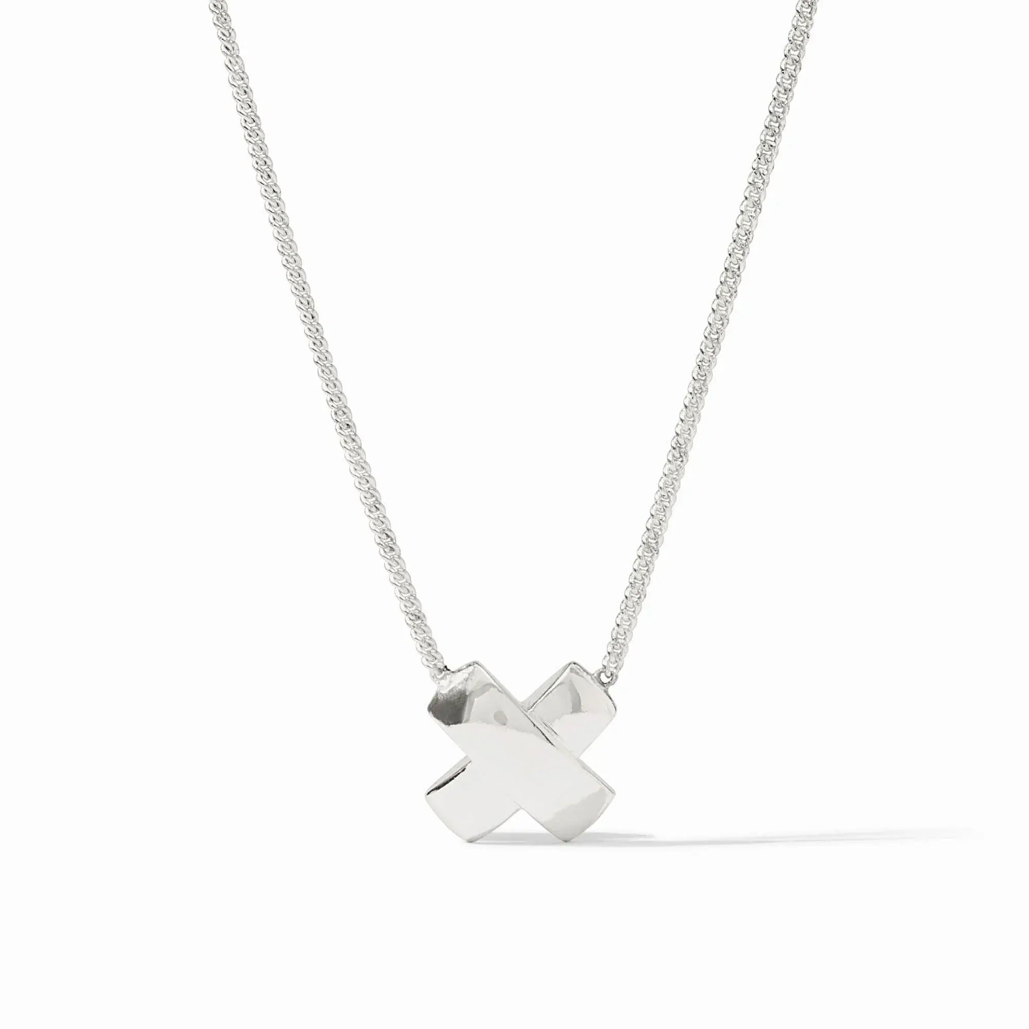 Pure silver plate (tarnish-free)Length: 16.5 / 17.5 inches (adjustable)Pendant measures 0.5 inchesCloses with lobster clasp CATALINA X DELICATE NECKLACE SILVER