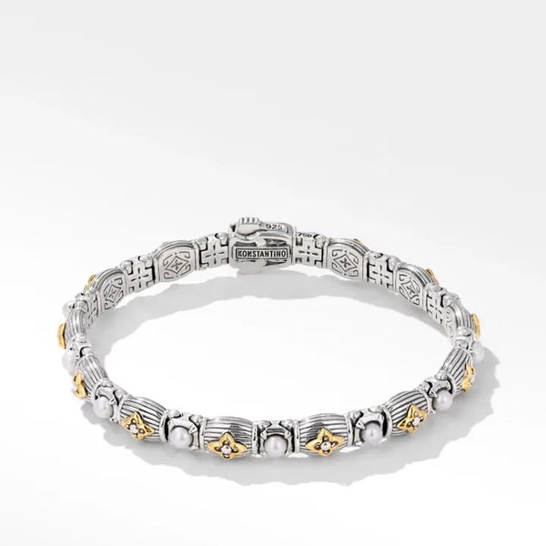 Closeup photo of MUSE BRACELET