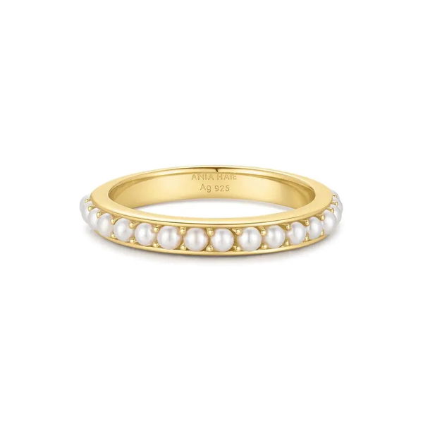 Closeup photo of Gold Shell Pearl Beaded ring
